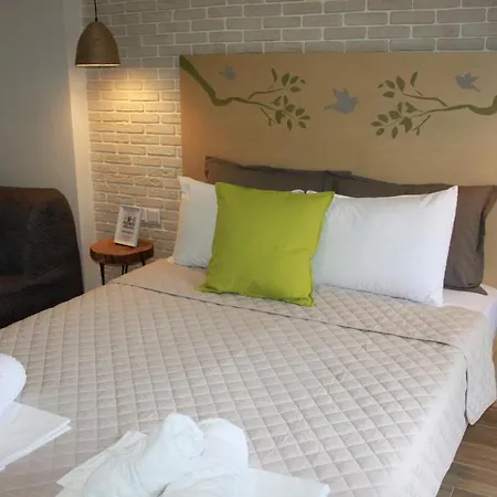 House Ekton 3* Пефкари
