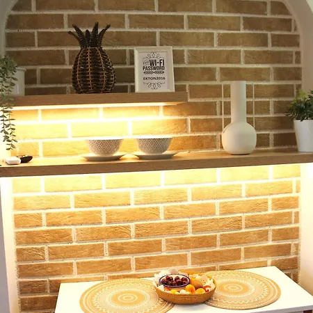 House Ekton Aparthotel 3*