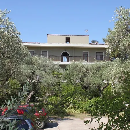 Апарт-отель House Ekton